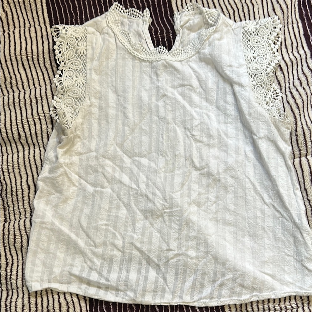 Elegant White Lace Trim Women's Top